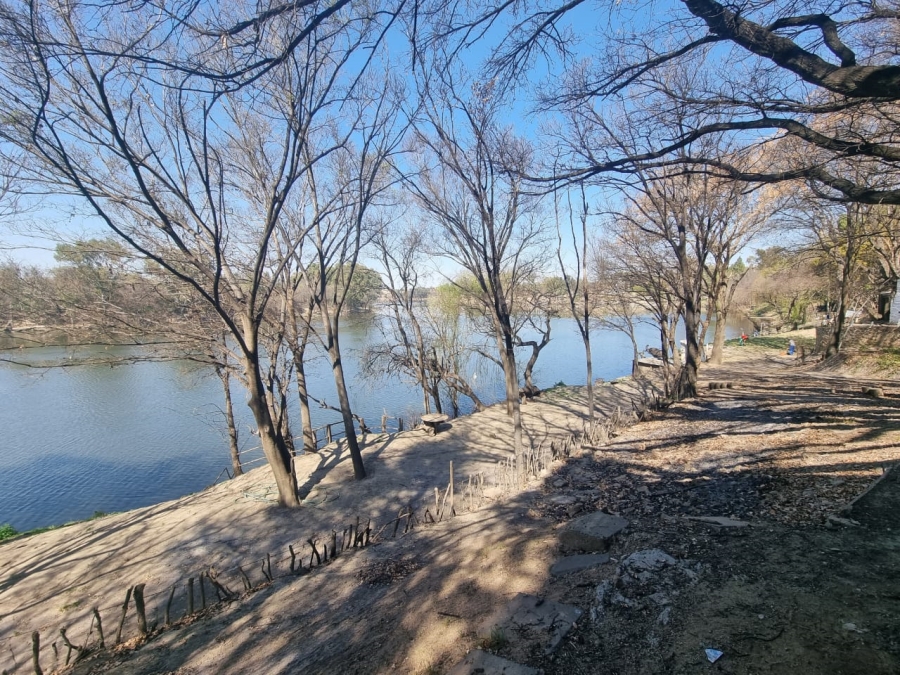 3 Bedroom Property for Sale in Lindequesdrif North West